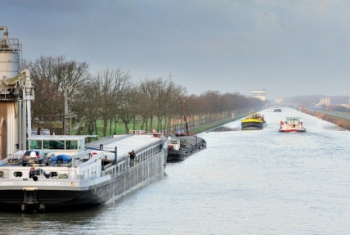 LunchXposee over Transport via de binnenwateren 